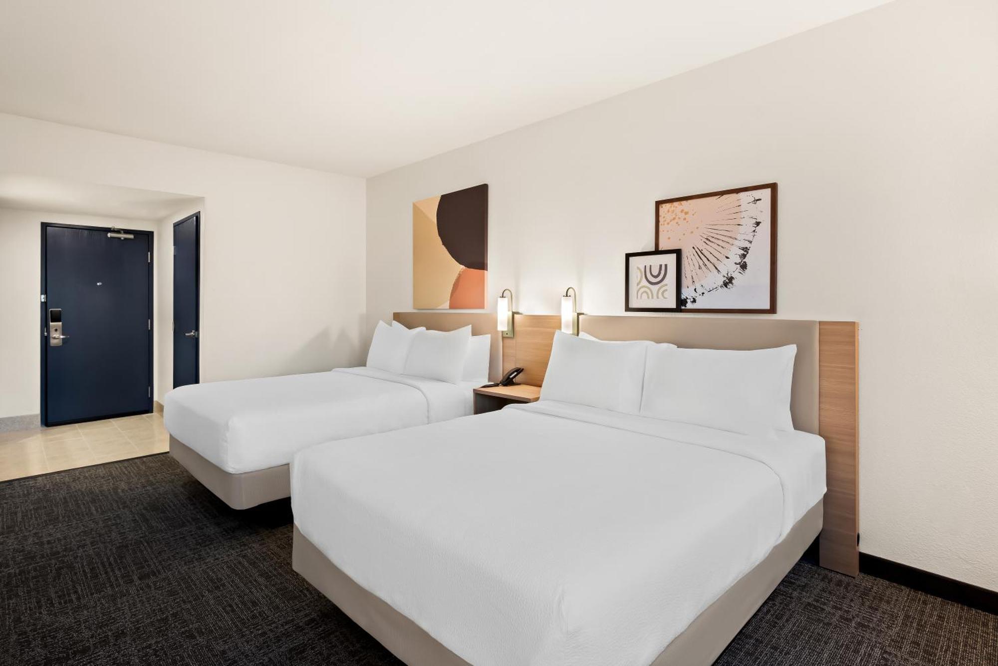 Spark By Hilton Williams Newly Opened 2025 Exterior foto